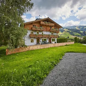 Sportpension Enzian *** Saalbach-Hinterglemm