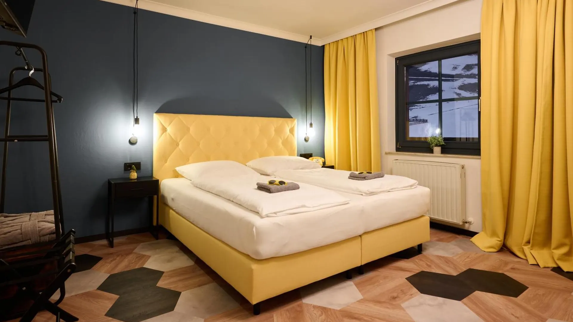 Boutique House Happyellow Saalbach-Hinterglemm 3*,