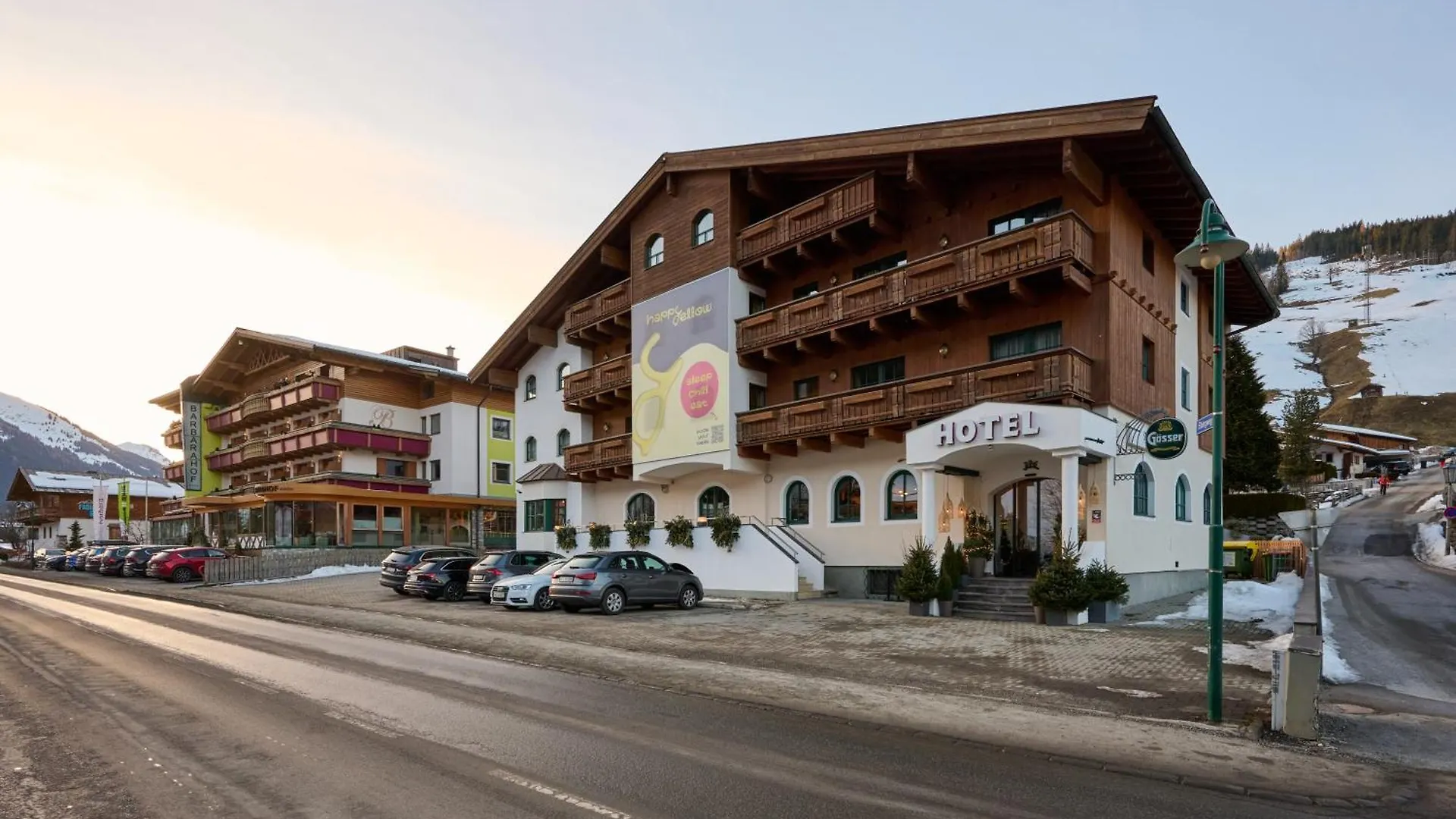 Boutique House Happyellow Saalbach-Hinterglemm 3*,