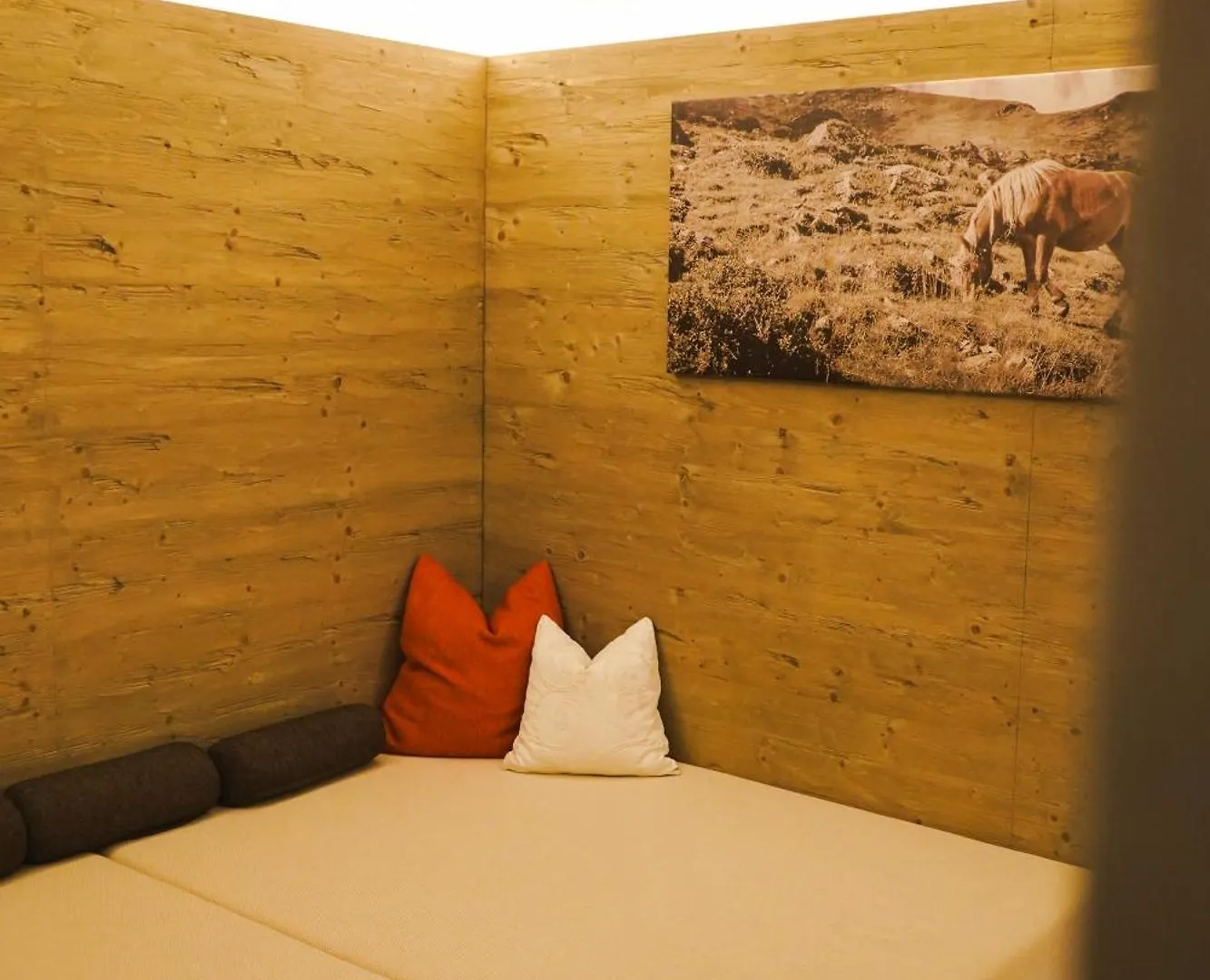 Bed & Breakfast Boutique House Happyellow Saalbach-Hinterglemm