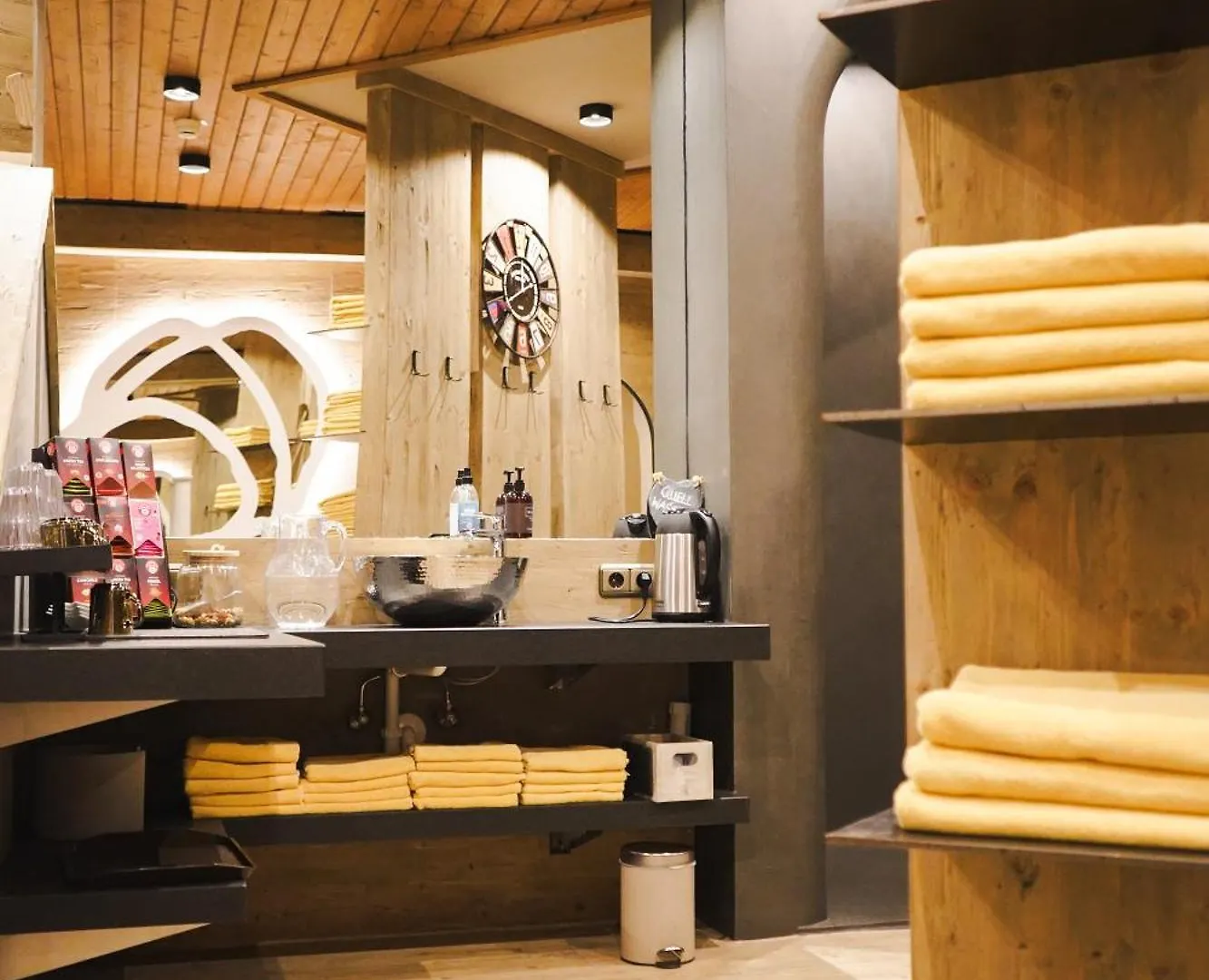 住宿加早餐酒店 Boutique House Happyellow 萨尔巴赫